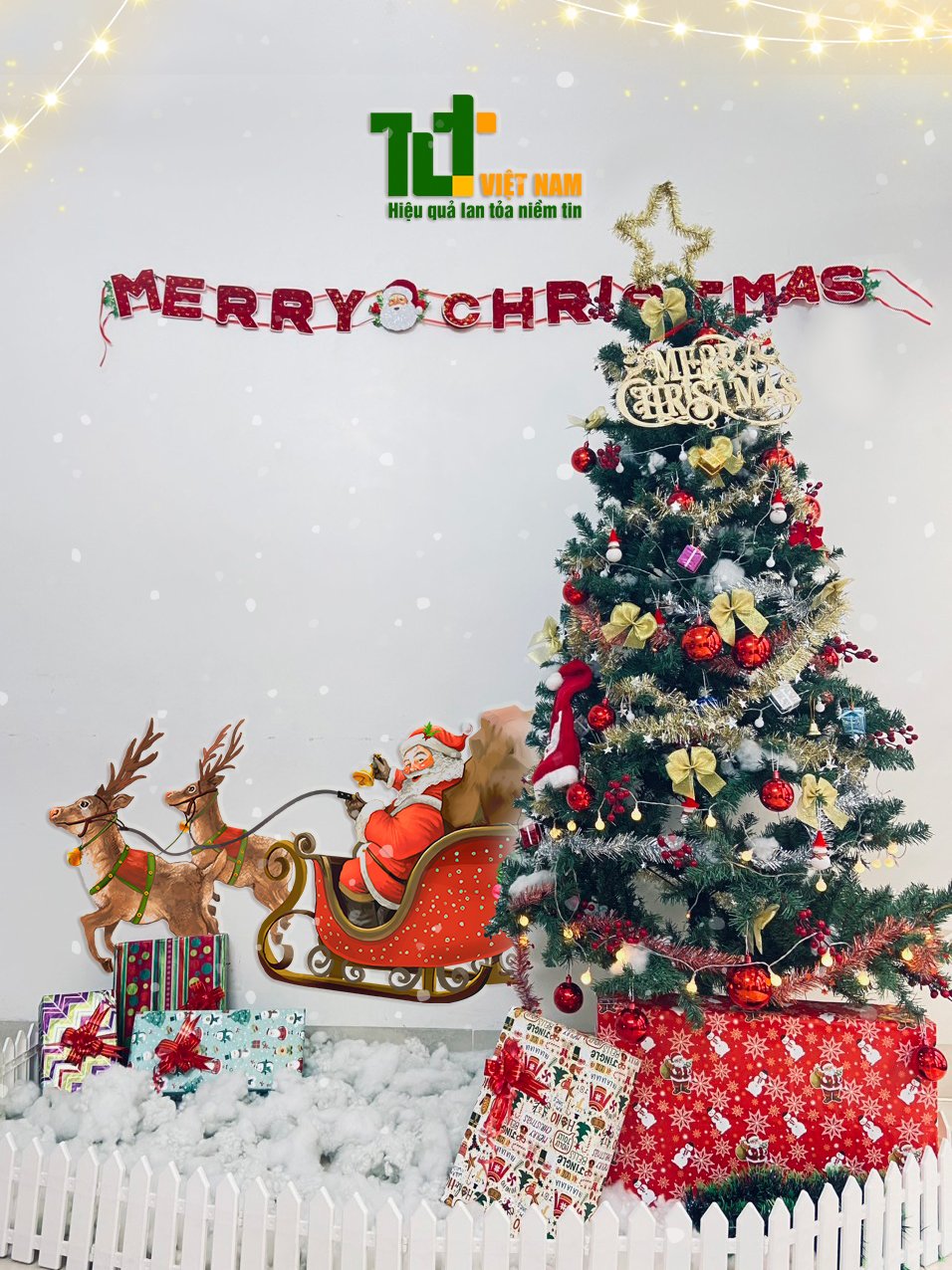 Merry Christmas! Merry Christmas! GIÁNG SINH AN LÀNH - HẠNH PHÚC - TLT VIỆT NAM